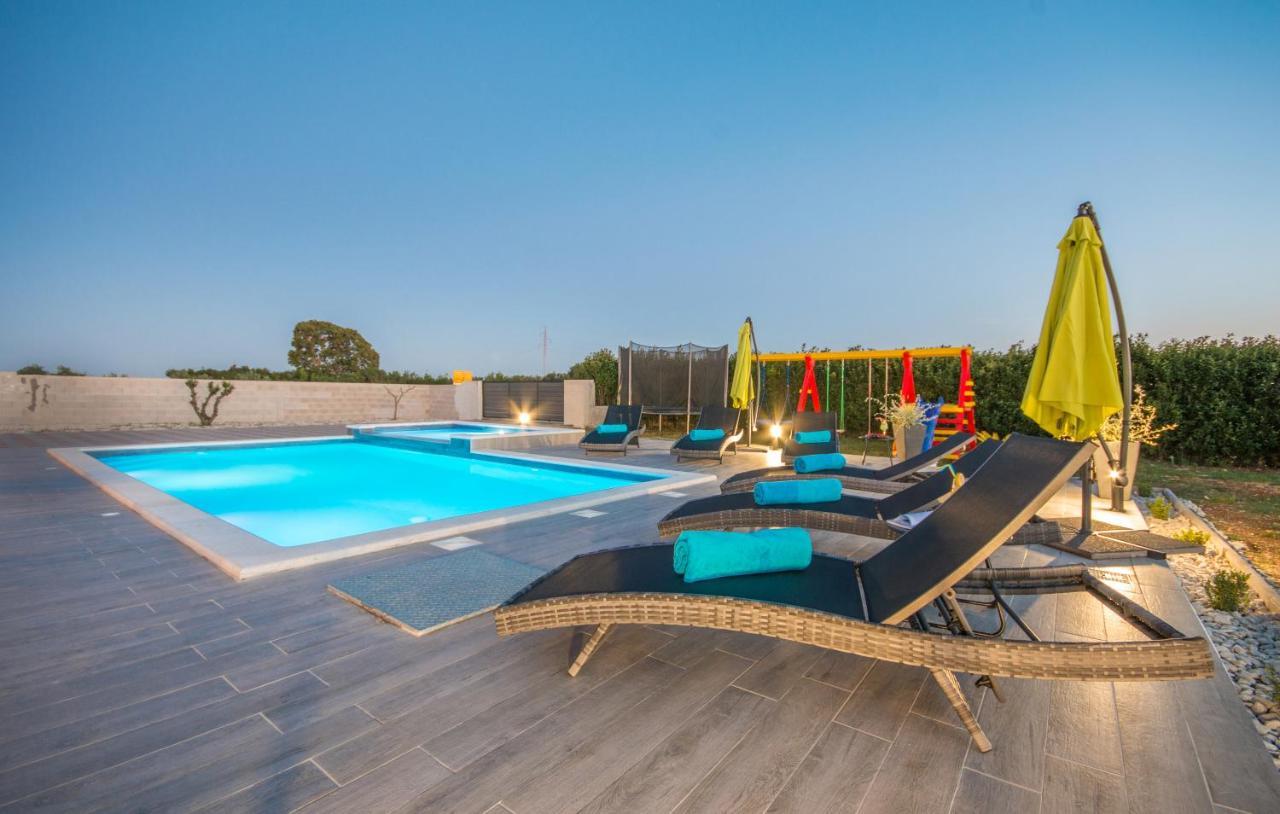 Villa Maris Zadarvillas Tinj Buitenkant foto