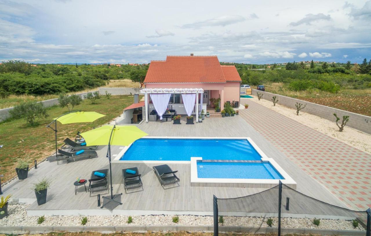 Villa Maris Zadarvillas Tinj Buitenkant foto