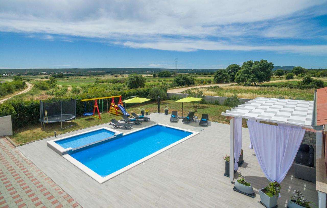Villa Maris Zadarvillas Tinj Buitenkant foto
