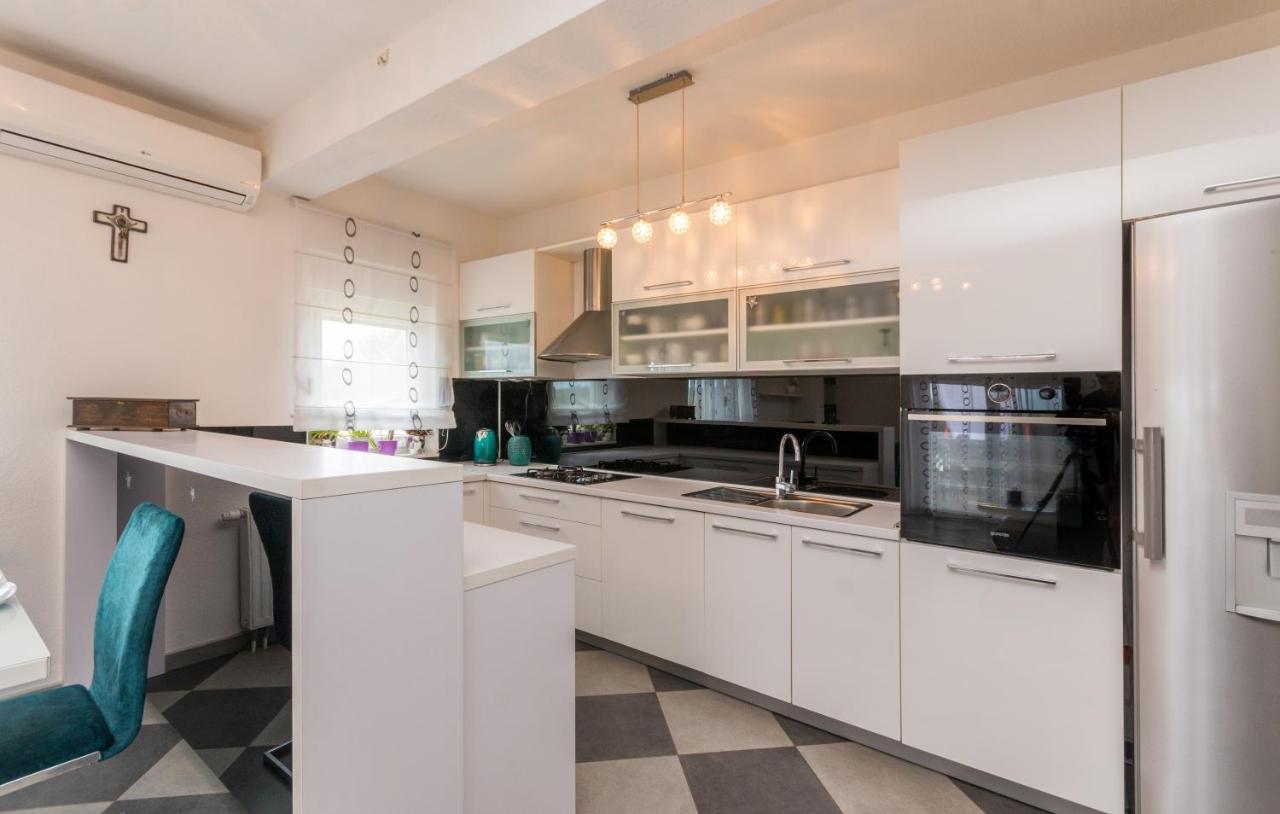 Villa Maris Zadarvillas Tinj Buitenkant foto