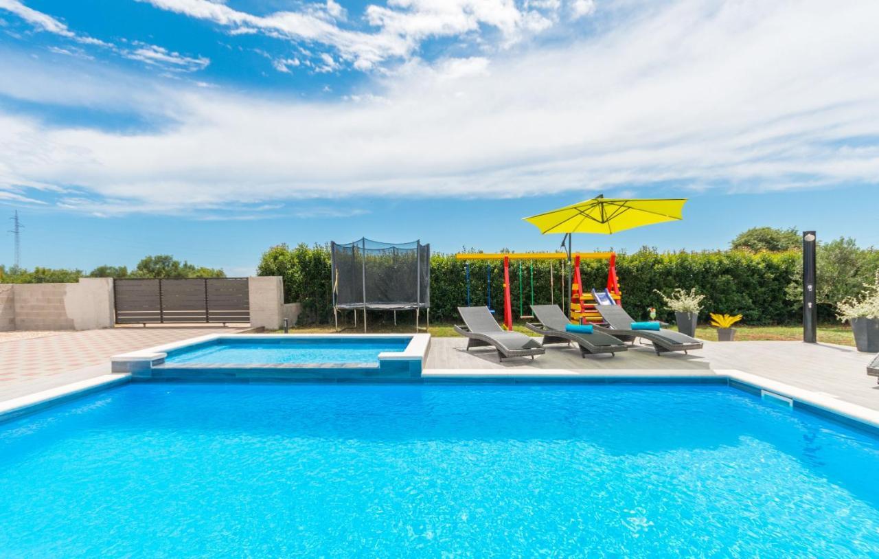 Villa Maris Zadarvillas Tinj Buitenkant foto