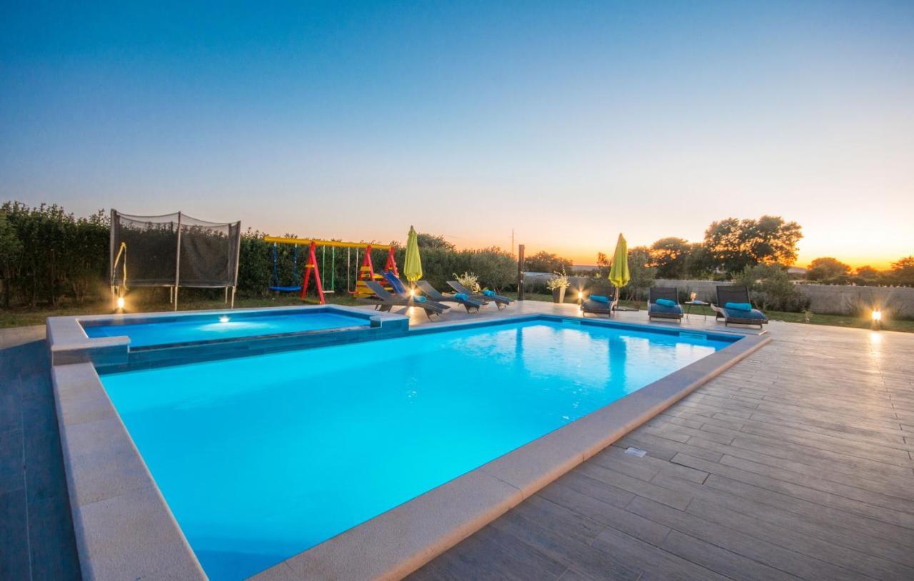 Villa Maris Zadarvillas Tinj Buitenkant foto