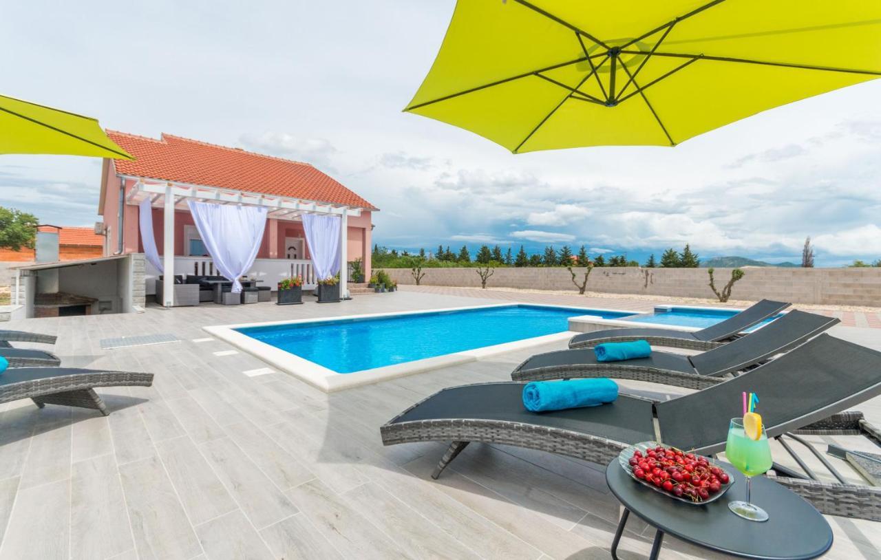 Villa Maris Zadarvillas Tinj Buitenkant foto
